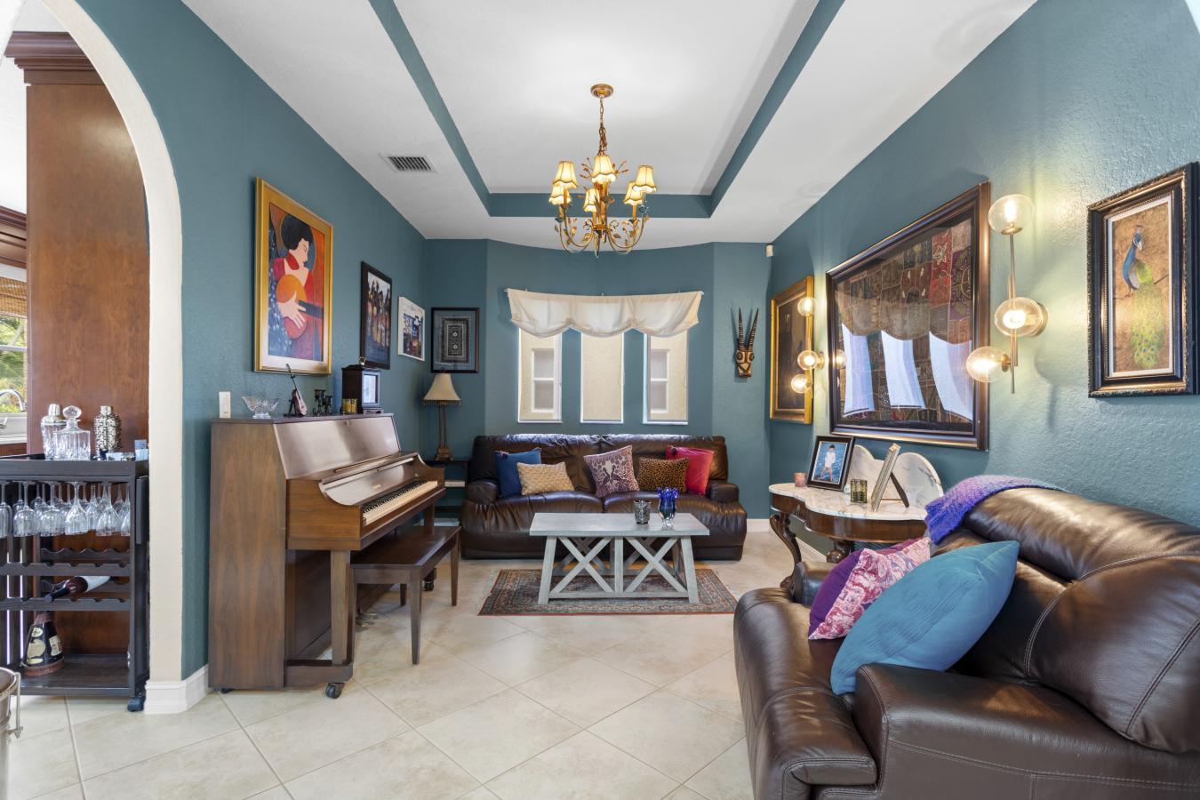 Plantation, Florida, 33325, United States, 5 Bedrooms Bedrooms, ,2 BathroomsBathrooms,Residential,For Sale,1771321