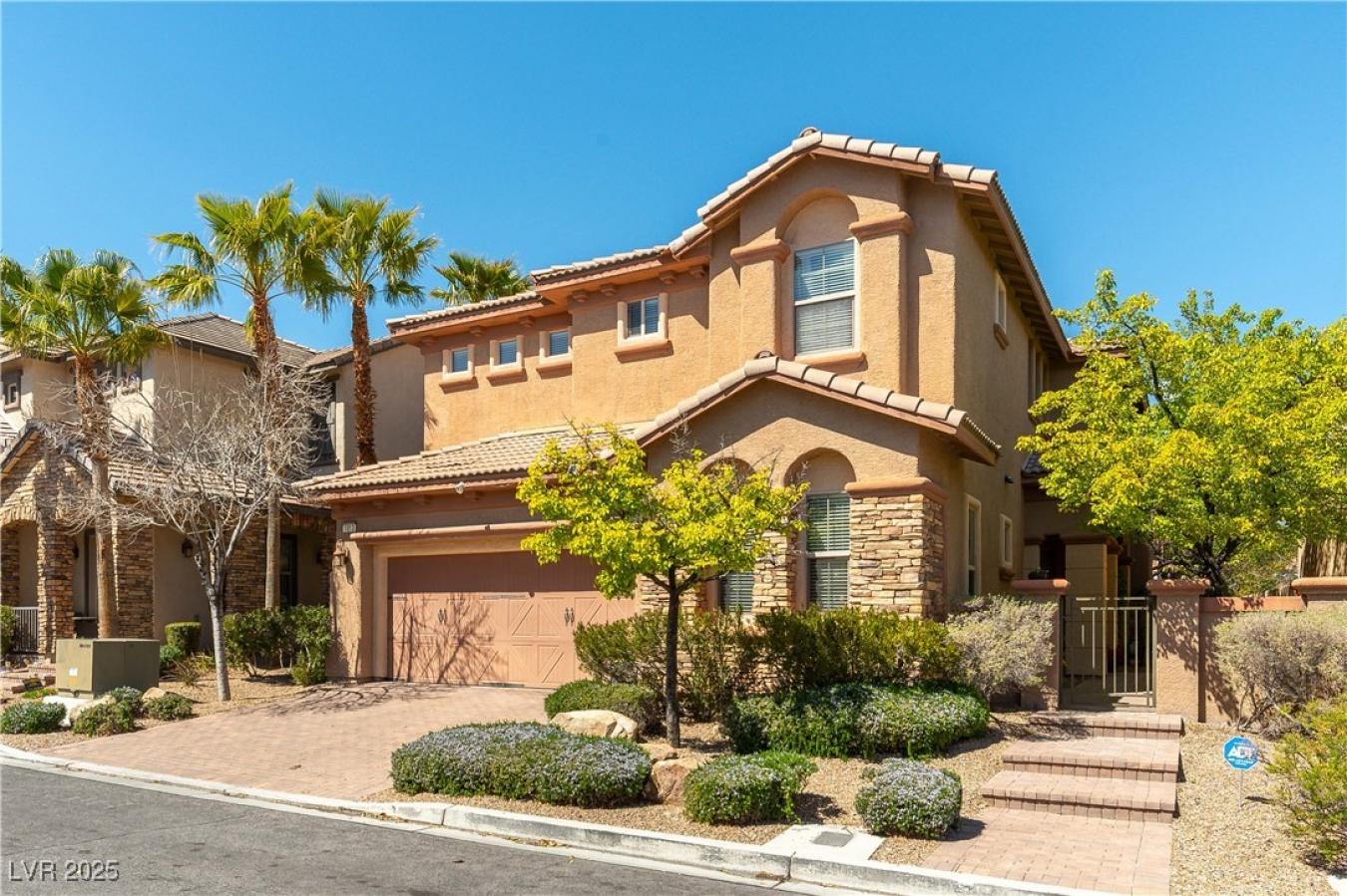 Las Vegas, Nevada, 89138, United States, 4 Bedrooms Bedrooms, ,3 BathroomsBathrooms,Residential,For Sale,1771316