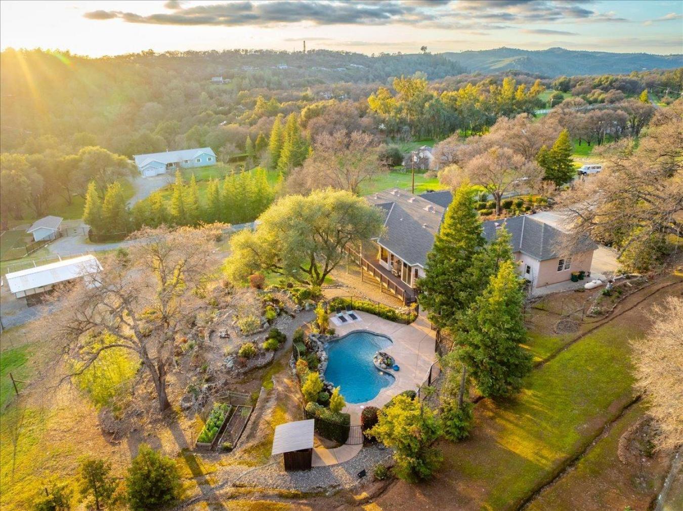 Placerville, California, 95667, United States, 4 Bedrooms Bedrooms, ,3 BathroomsBathrooms,Residential,For Sale,1771300