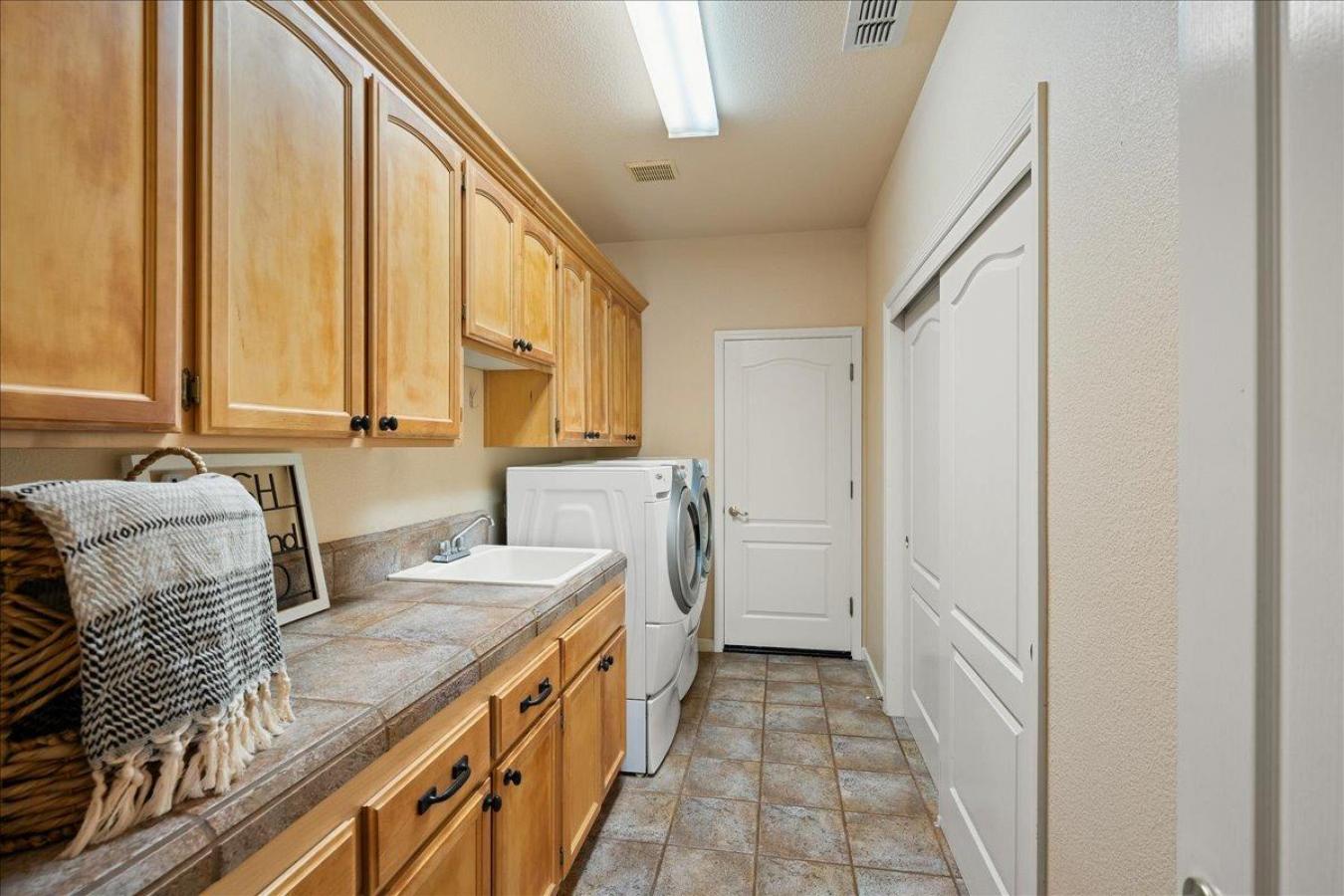 Placerville, California, 95667, United States, 4 Bedrooms Bedrooms, ,3 BathroomsBathrooms,Residential,For Sale,1771300