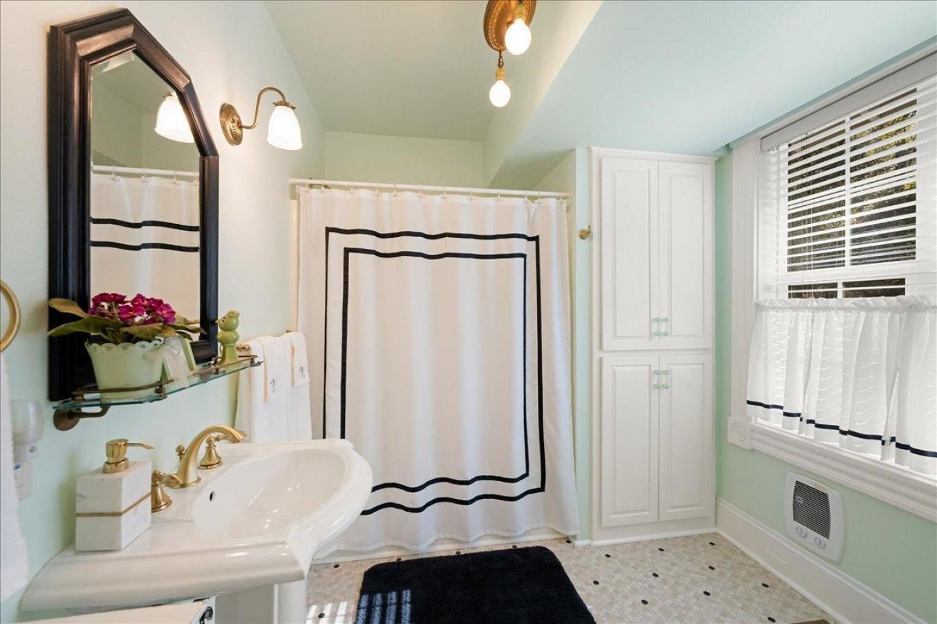 Somerset, California, 95684, United States, 3 Bedrooms Bedrooms, ,2 BathroomsBathrooms,Residential,For Sale,1772602