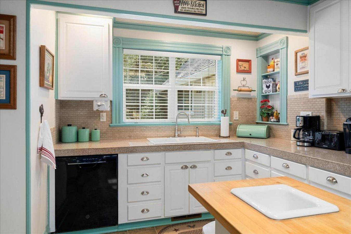 Somerset, California, 95684, United States, 3 Bedrooms Bedrooms, ,2 BathroomsBathrooms,Residential,For Sale,1772602