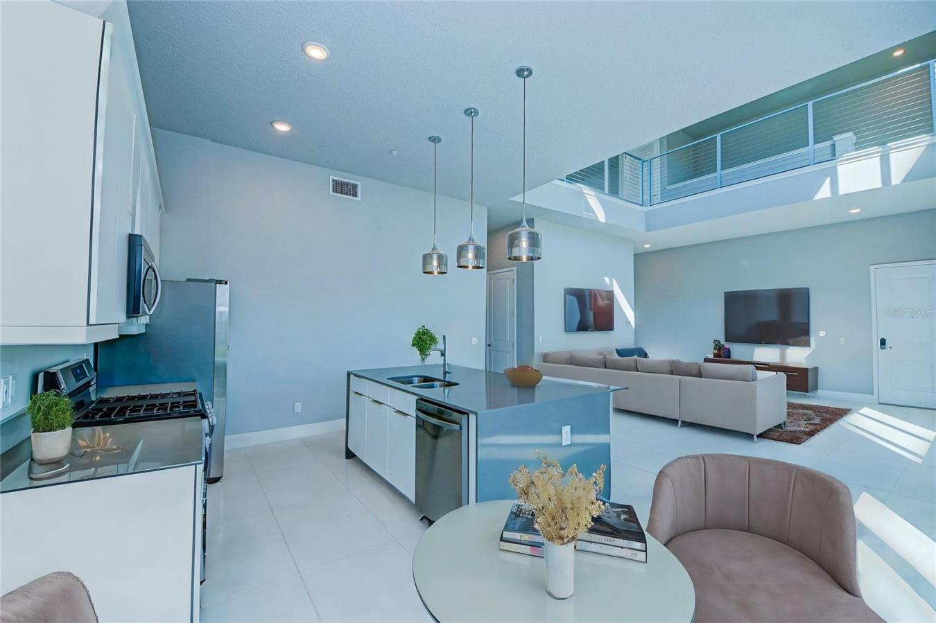 KISSIMMEE, Florida, 34747, United States, 5 Bedrooms Bedrooms, ,4 BathroomsBathrooms,Residential,For Sale,1772595