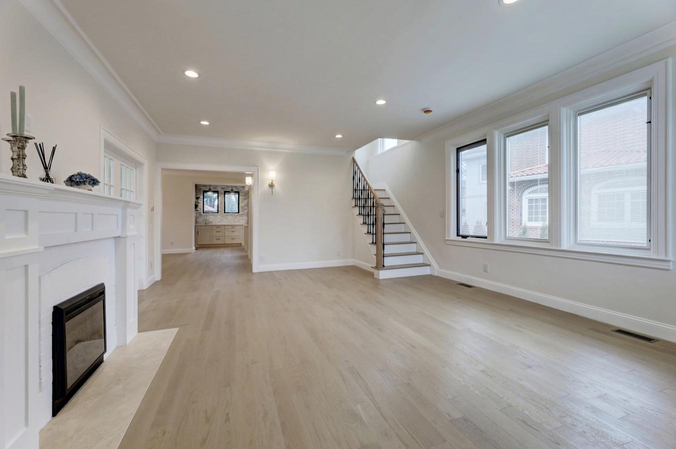 Fort Lee, New Jersey, 07024, United States, 5 Bedrooms Bedrooms, ,2 BathroomsBathrooms,Residential,For Sale,1772593