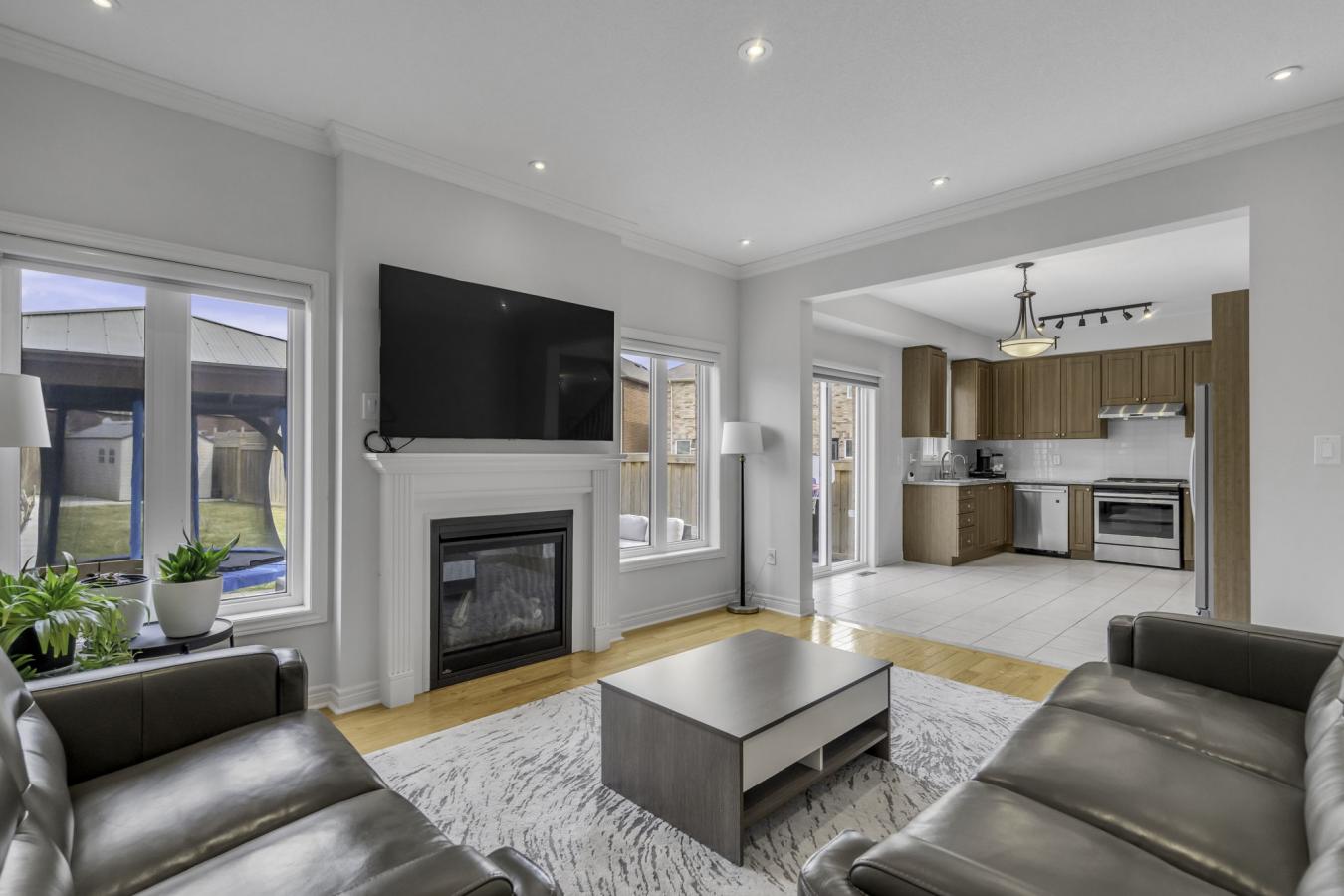 Whitchurch-Stouffville, ON, L4A4N7, Canada, 4 Bedrooms Bedrooms, ,5 BathroomsBathrooms,Residential,For Sale,1773077