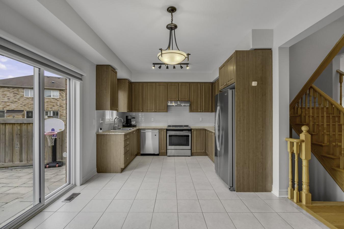 Whitchurch-Stouffville, ON, L4A4N7, Canada, 4 Bedrooms Bedrooms, ,5 BathroomsBathrooms,Residential,For Sale,1773077