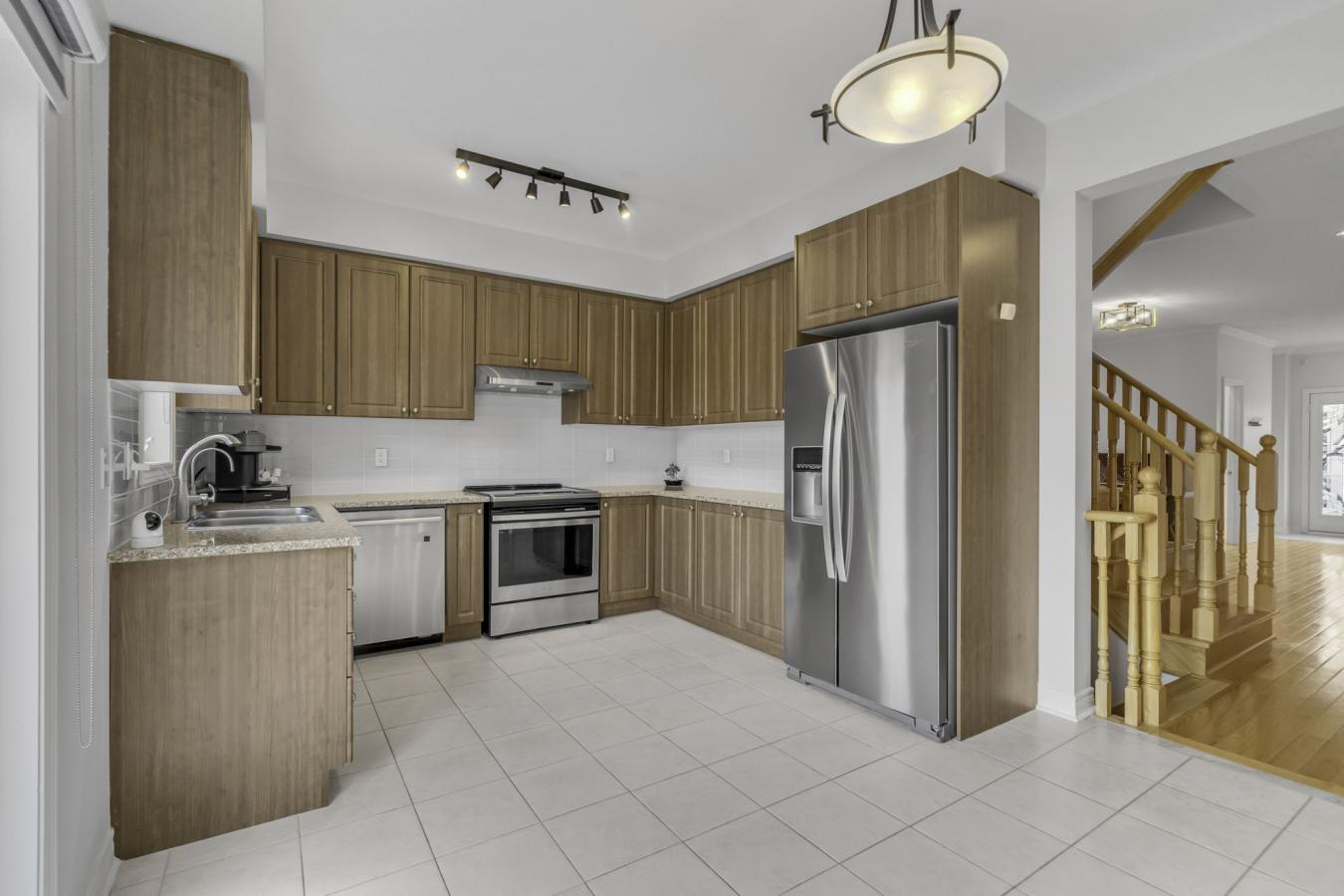 Whitchurch-Stouffville, ON, L4A4N7, Canada, 4 Bedrooms Bedrooms, ,5 BathroomsBathrooms,Residential,For Sale,1773077