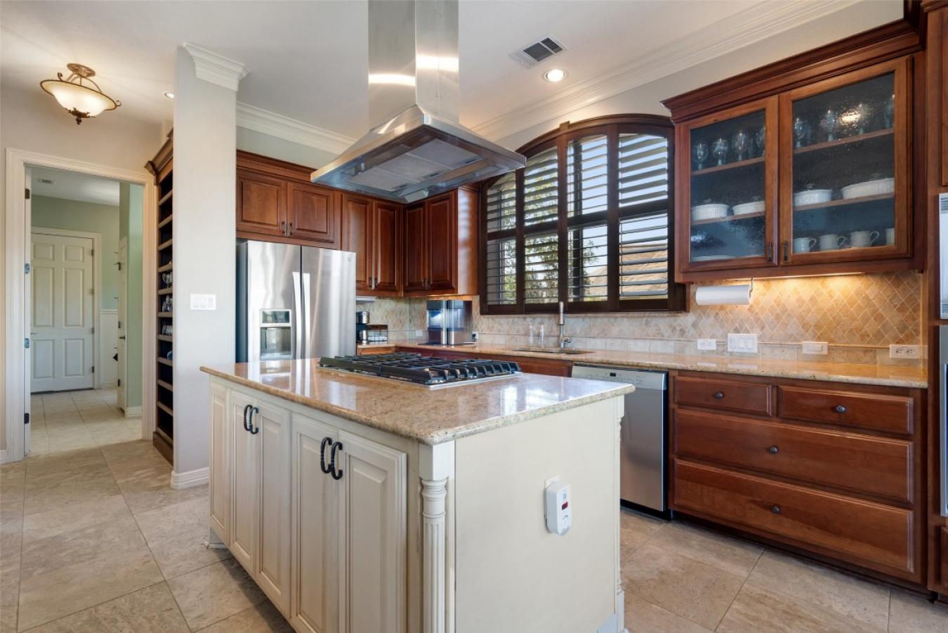 Austin, Texas, 78732, United States, 4 Bedrooms Bedrooms, ,3 BathroomsBathrooms,Residential,For Sale,1773072