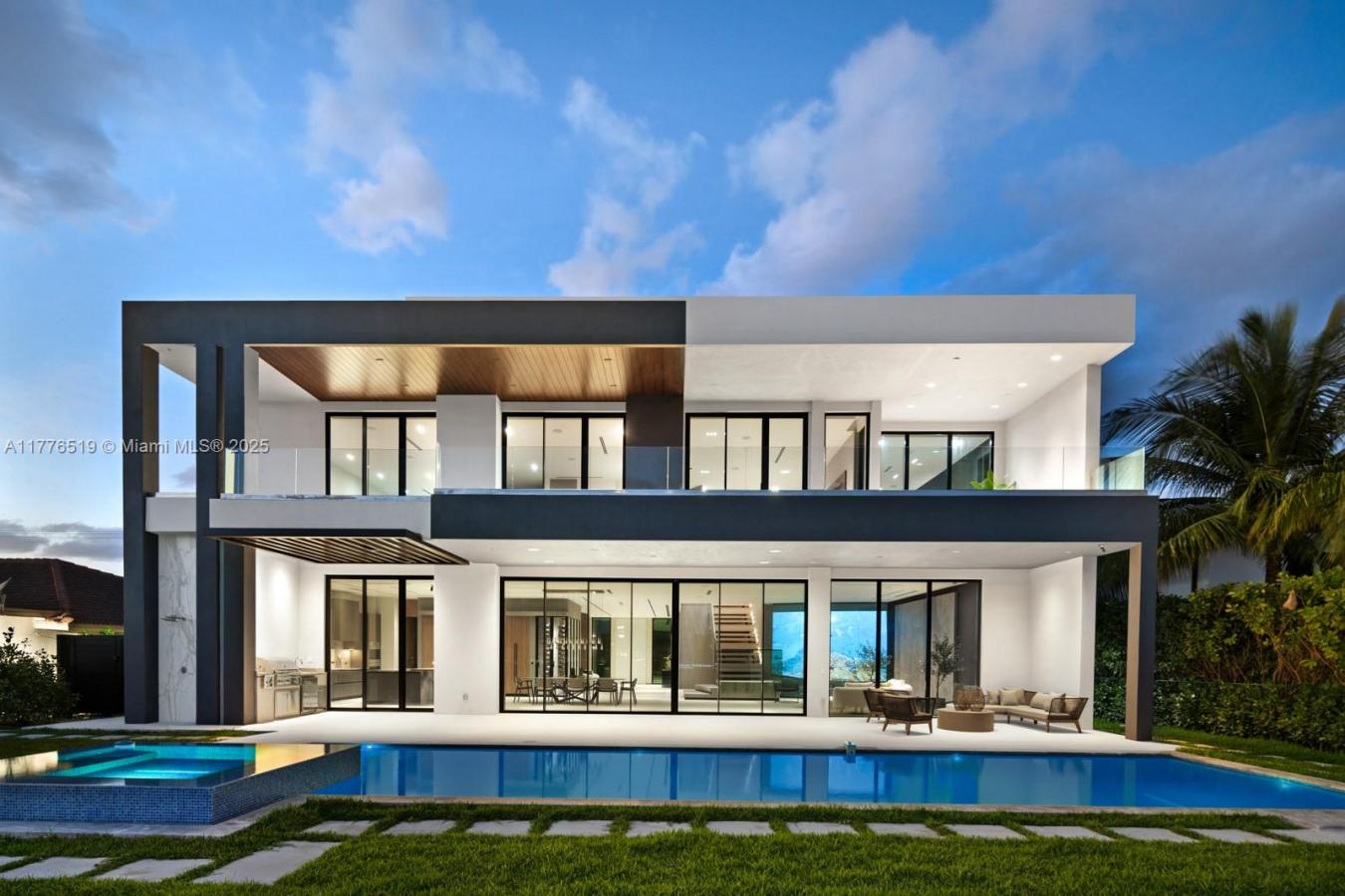 Hallandale Beach, Florida, 33009, United States, 6 Bedrooms Bedrooms, ,6 BathroomsBathrooms,Residential,For Sale,1773066