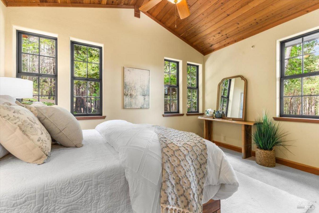 Healdsburg, California, 95448, United States, 4 Bedrooms Bedrooms, ,3 BathroomsBathrooms,Residential,For Sale,1773063