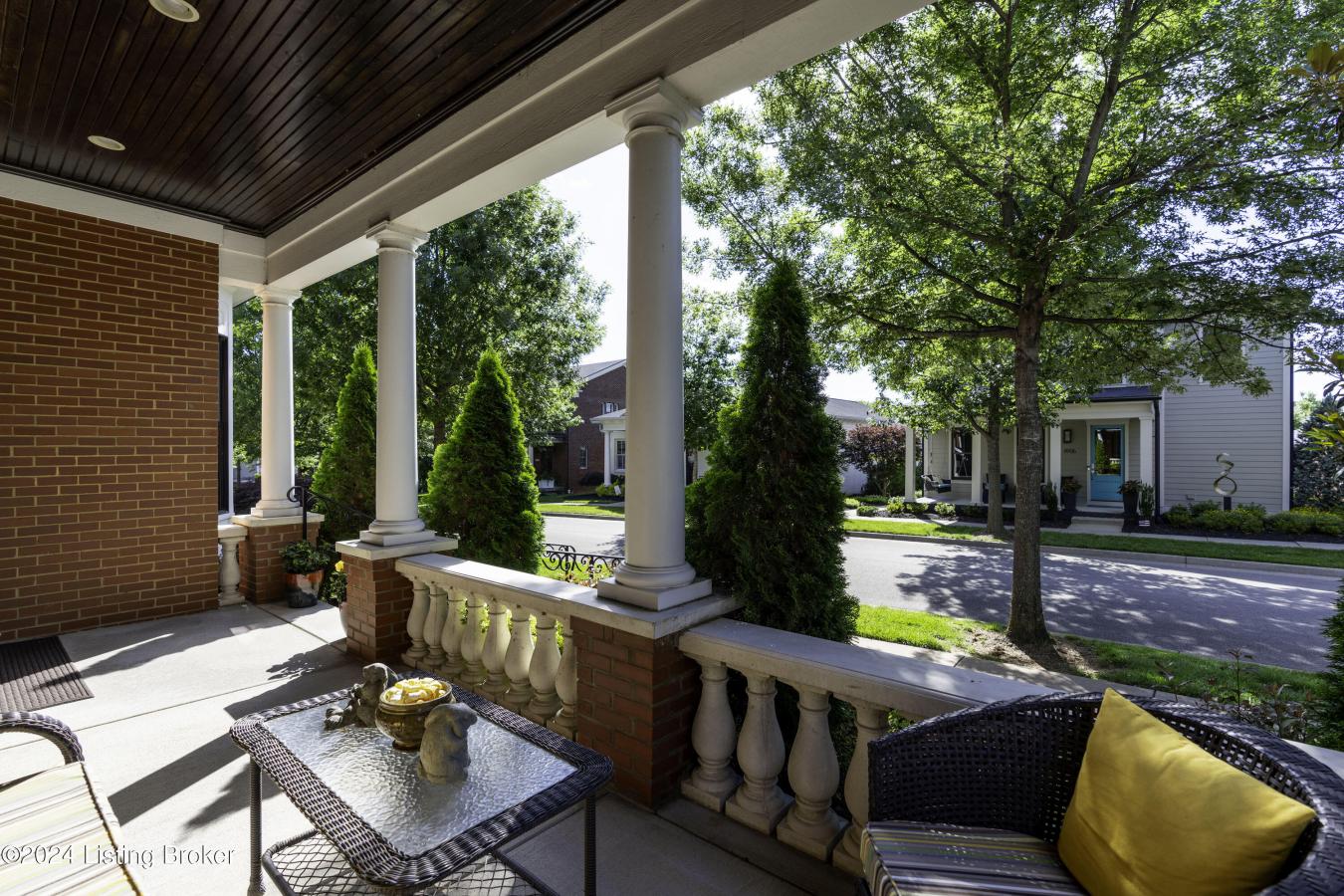 Louisville, Kentucky, 40299, United States, 7 Bedrooms Bedrooms, ,5 BathroomsBathrooms,Residential,For Sale,1773062