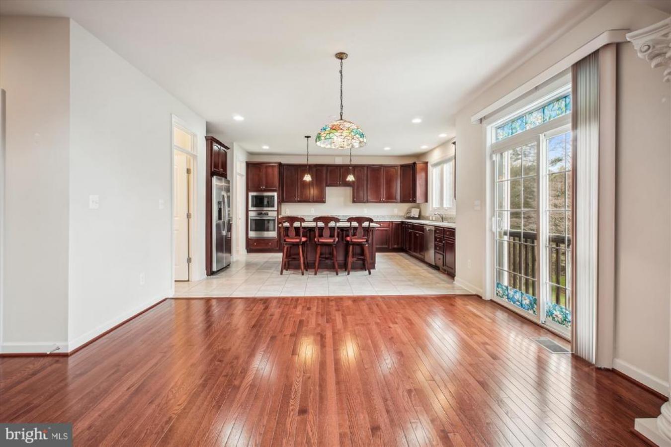 Great Falls, Virginia, 22066, United States, 4 Bedrooms Bedrooms, ,4 BathroomsBathrooms,Residential,For Sale,1773057