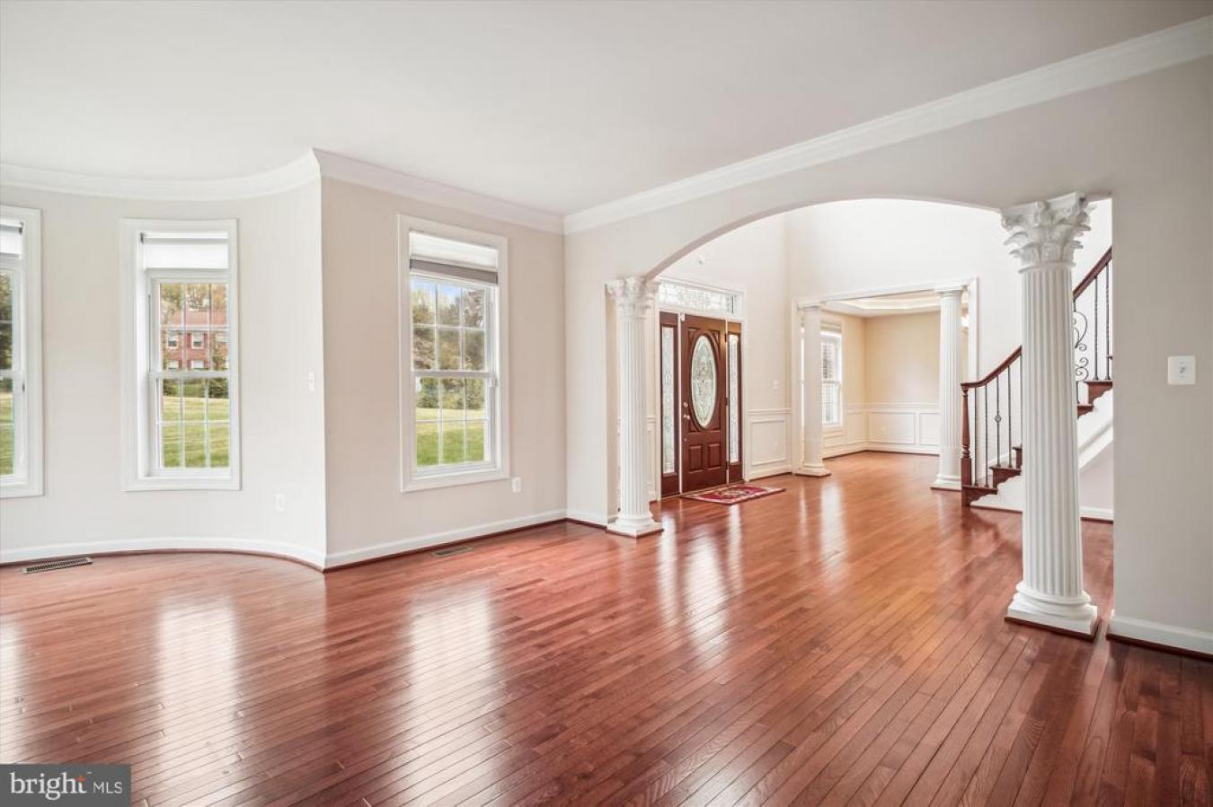 Great Falls, Virginia, 22066, United States, 4 Bedrooms Bedrooms, ,4 BathroomsBathrooms,Residential,For Sale,1773057