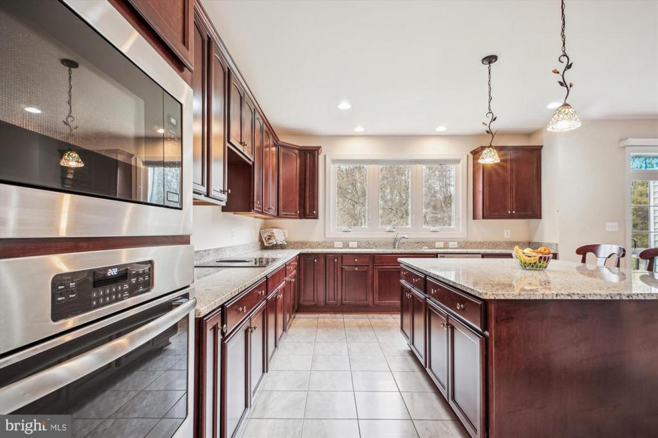 Great Falls, Virginia, 22066, United States, 4 Bedrooms Bedrooms, ,4 BathroomsBathrooms,Residential,For Sale,1773057