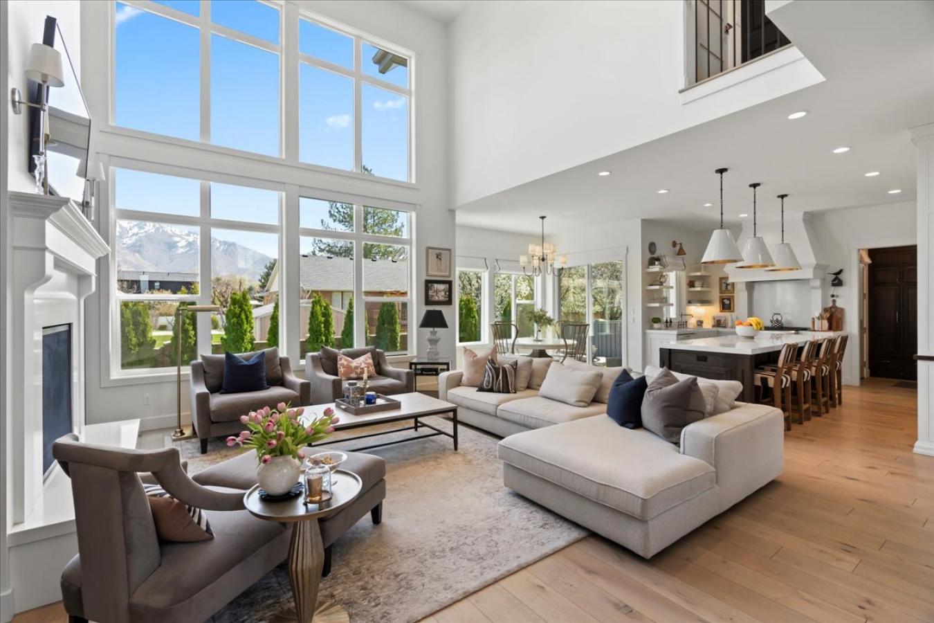 Murray, Utah, 84121, United States, 5 Bedrooms Bedrooms, ,5 BathroomsBathrooms,Residential,For Sale,1773053