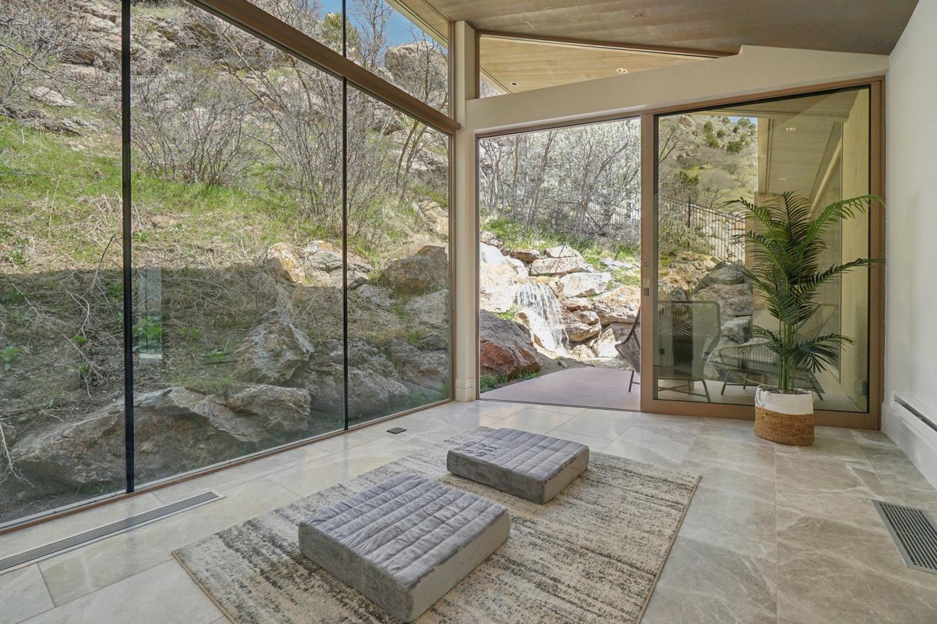 Cottonwood Heights, Utah, 84121, United States, 5 Bedrooms Bedrooms, ,6 BathroomsBathrooms,Residential,For Sale,1773440
