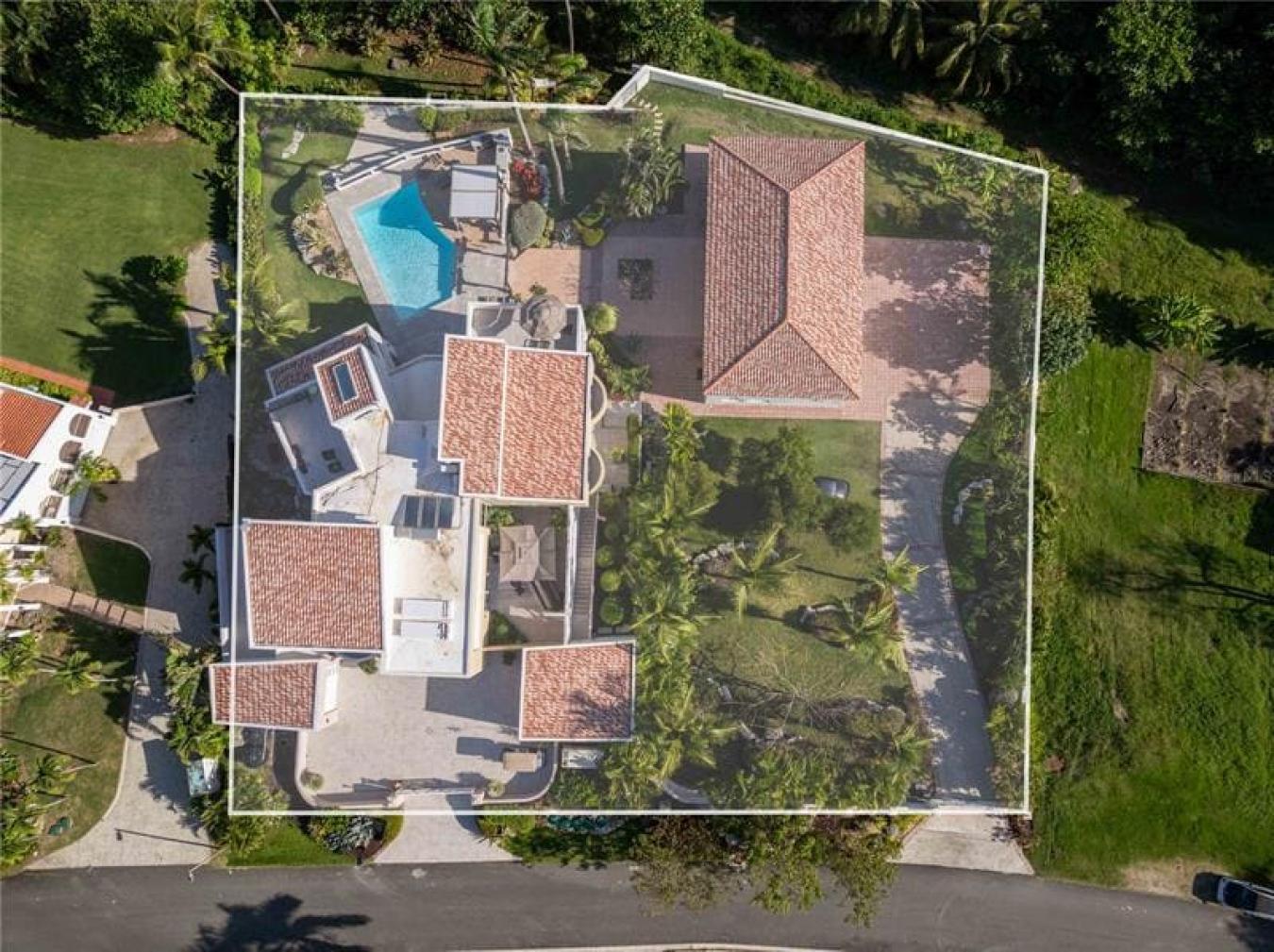 Humacao, 00791, Puerto Rico, 8 Bedrooms Bedrooms, ,8 BathroomsBathrooms,Residential,For Sale,1773438