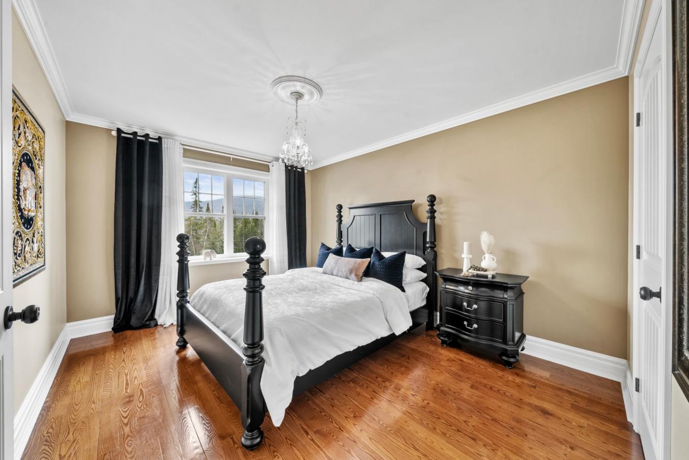 Magog, QC, J1X 0K4, Canada, 3 Bedrooms Bedrooms, ,3 BathroomsBathrooms,Residential,For Sale,1778632