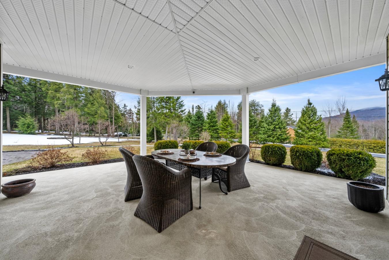 Magog, QC, J1X 0K4, Canada, 3 Bedrooms Bedrooms, ,3 BathroomsBathrooms,Residential,For Sale,1778632