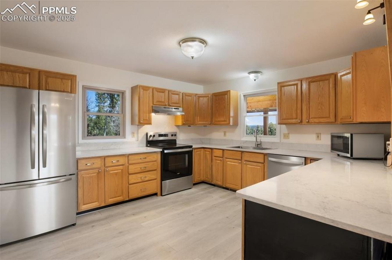 Woodland Park, Colorado, 80863, United States, 4 Bedrooms Bedrooms, ,3 BathroomsBathrooms,Residential,For Sale,1778621