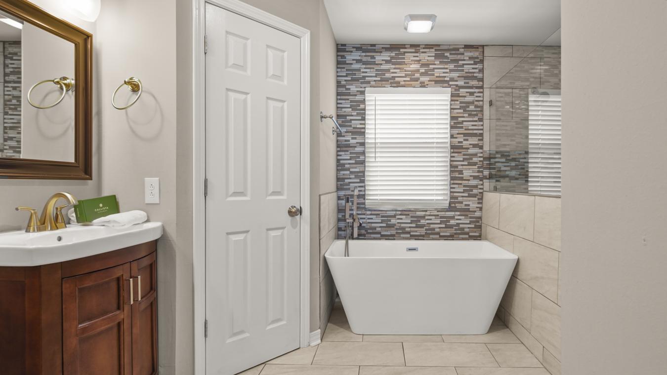 Santa Rosa Beach, Florida, 32459, United States, 5 Bedrooms Bedrooms, ,3 BathroomsBathrooms,Residential,For Sale,1778607