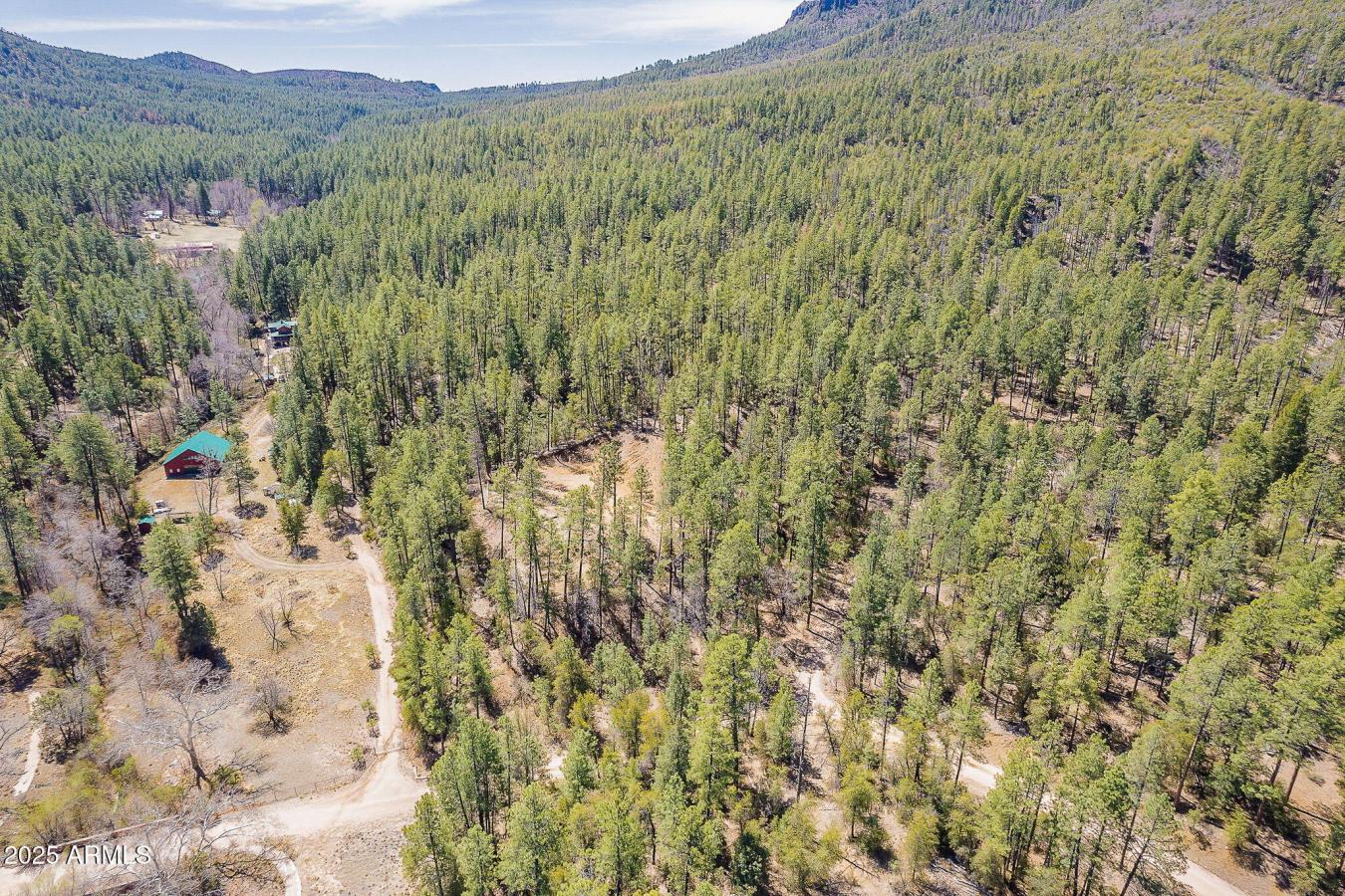 Discover your dream retreat w/ 3 pristine parcels spanning over 3 acre – image 20