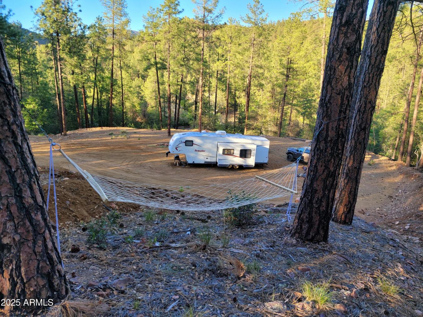 Discover your dream retreat w/ 3 pristine parcels spanning over 3 acre – image 5