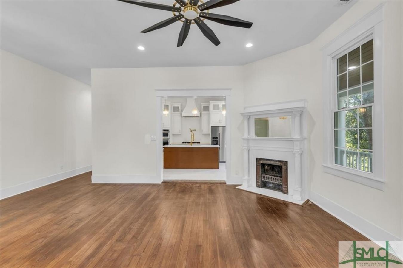 Savannah, Georgia, 31401, United States, 4 Bedrooms Bedrooms, ,2 BathroomsBathrooms,Residential,For Sale,1778599