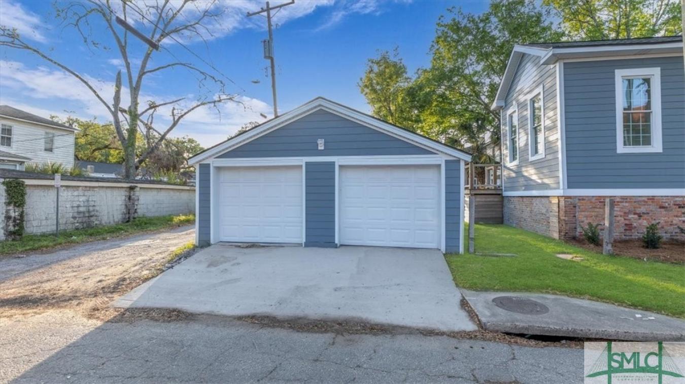 Savannah, Georgia, 31401, United States, 4 Bedrooms Bedrooms, ,2 BathroomsBathrooms,Residential,For Sale,1778599
