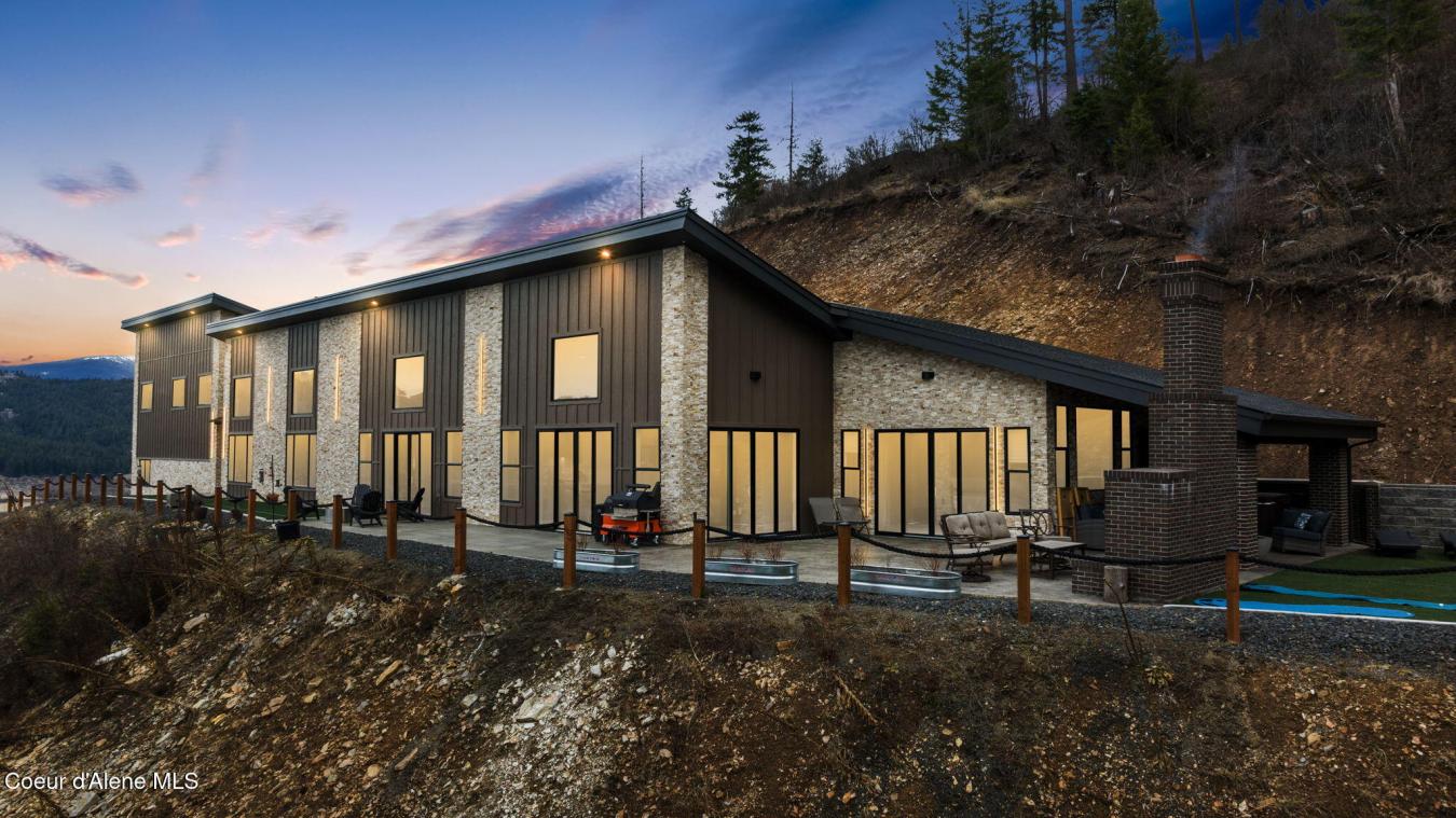 St. Maries, Idaho, 83861, United States, 4 Bedrooms Bedrooms, ,Residential,For Sale,1778597