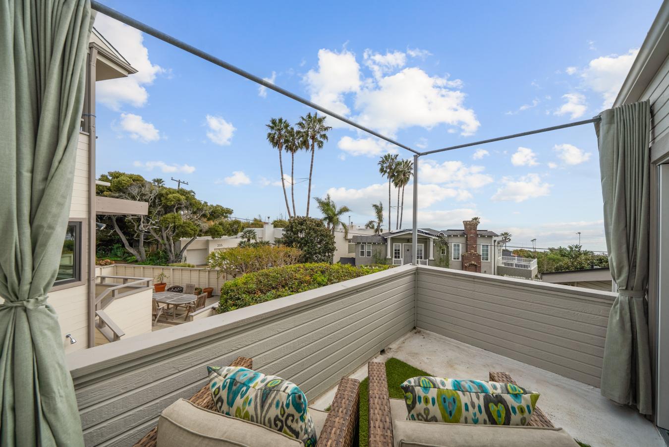 Cardiff by the Sea, California, 92007, United States, 3 Bedrooms Bedrooms, ,3 BathroomsBathrooms,Residential,For Sale,1808027