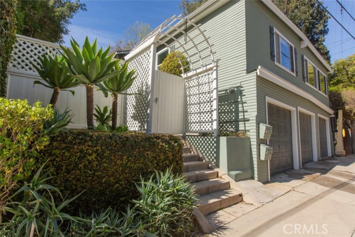 Los Angeles, California, 90065, United States, ,Residential,For Sale,1780117