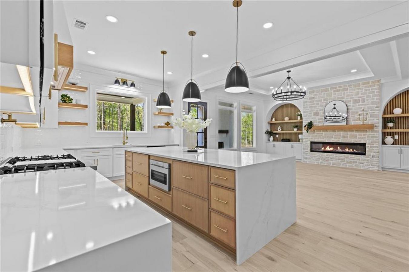 Monroe, Georgia, 30656, United States, 5 Bedrooms Bedrooms, ,4 BathroomsBathrooms,Residential,For Sale,1780109