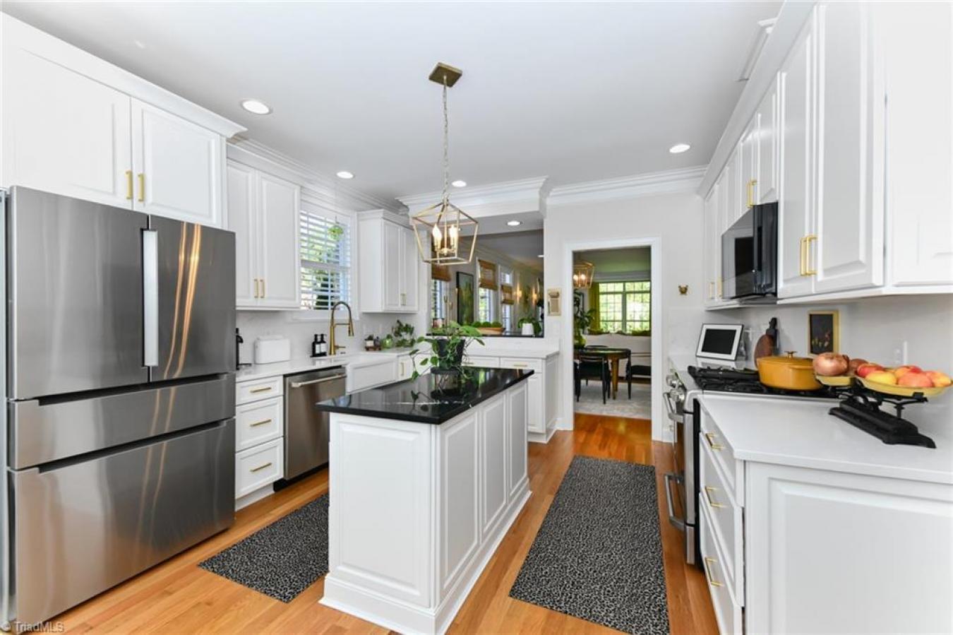 Greensboro, North Carolina, 27408, United States, 3 Bedrooms Bedrooms, ,2 BathroomsBathrooms,Residential,For Sale,1780105