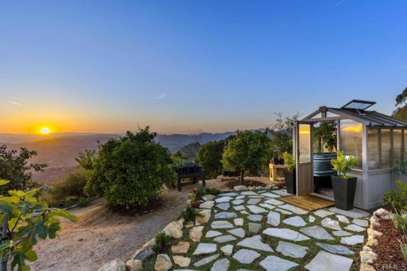 Fallbrook, California, 92028, United States, 2 Bedrooms Bedrooms, ,2 BathroomsBathrooms,Residential,For Sale,1780102