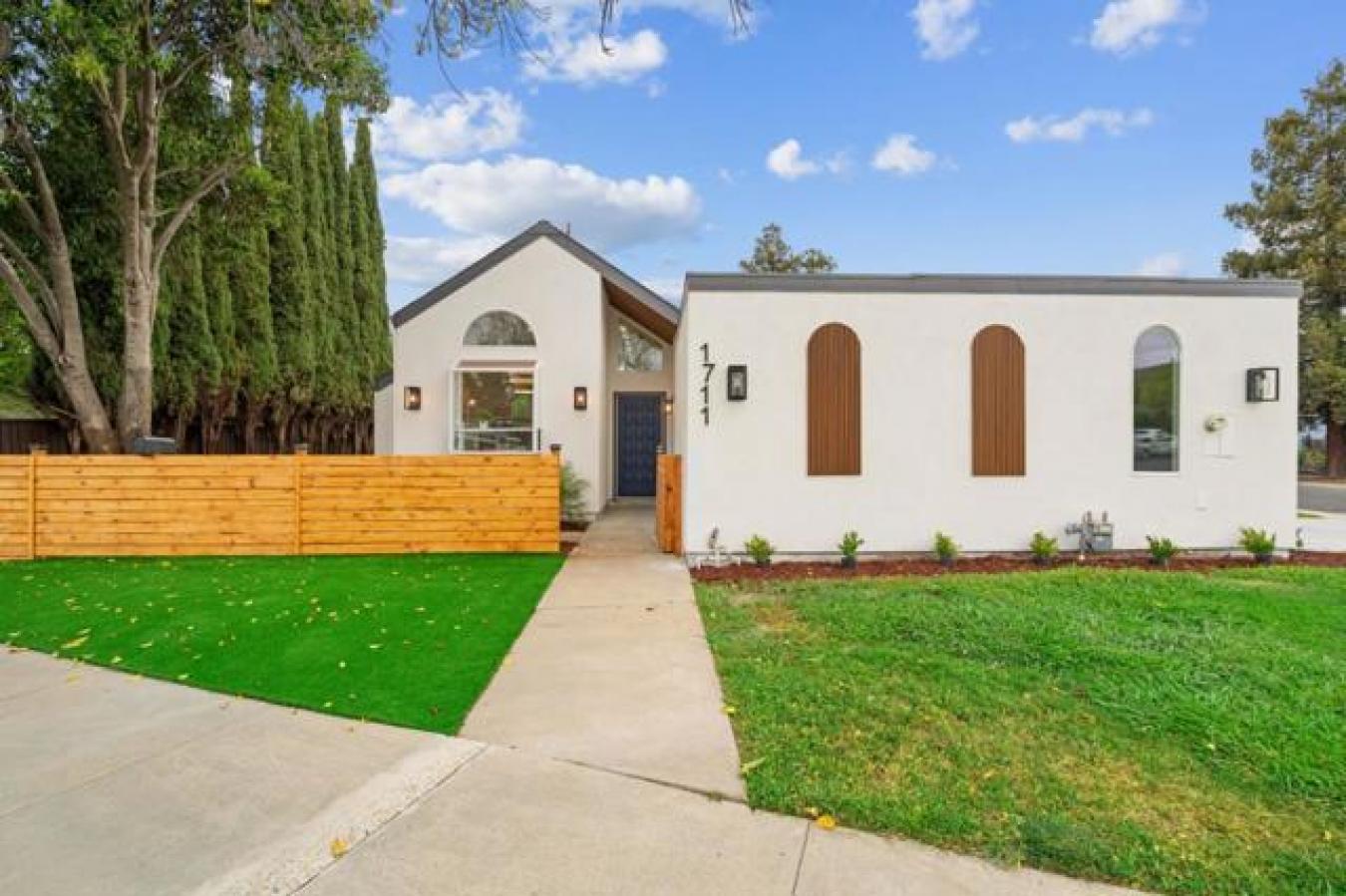 San Jose, California, 95121, United States, 3 Bedrooms Bedrooms, ,2 BathroomsBathrooms,Residential,For Sale,1780099