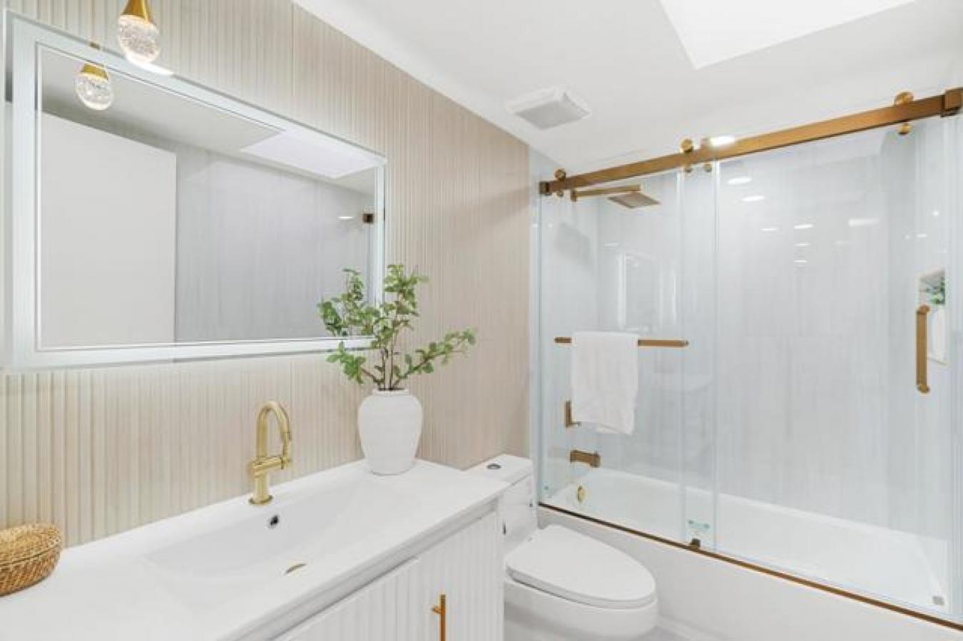San Jose, California, 95121, United States, 3 Bedrooms Bedrooms, ,2 BathroomsBathrooms,Residential,For Sale,1780099
