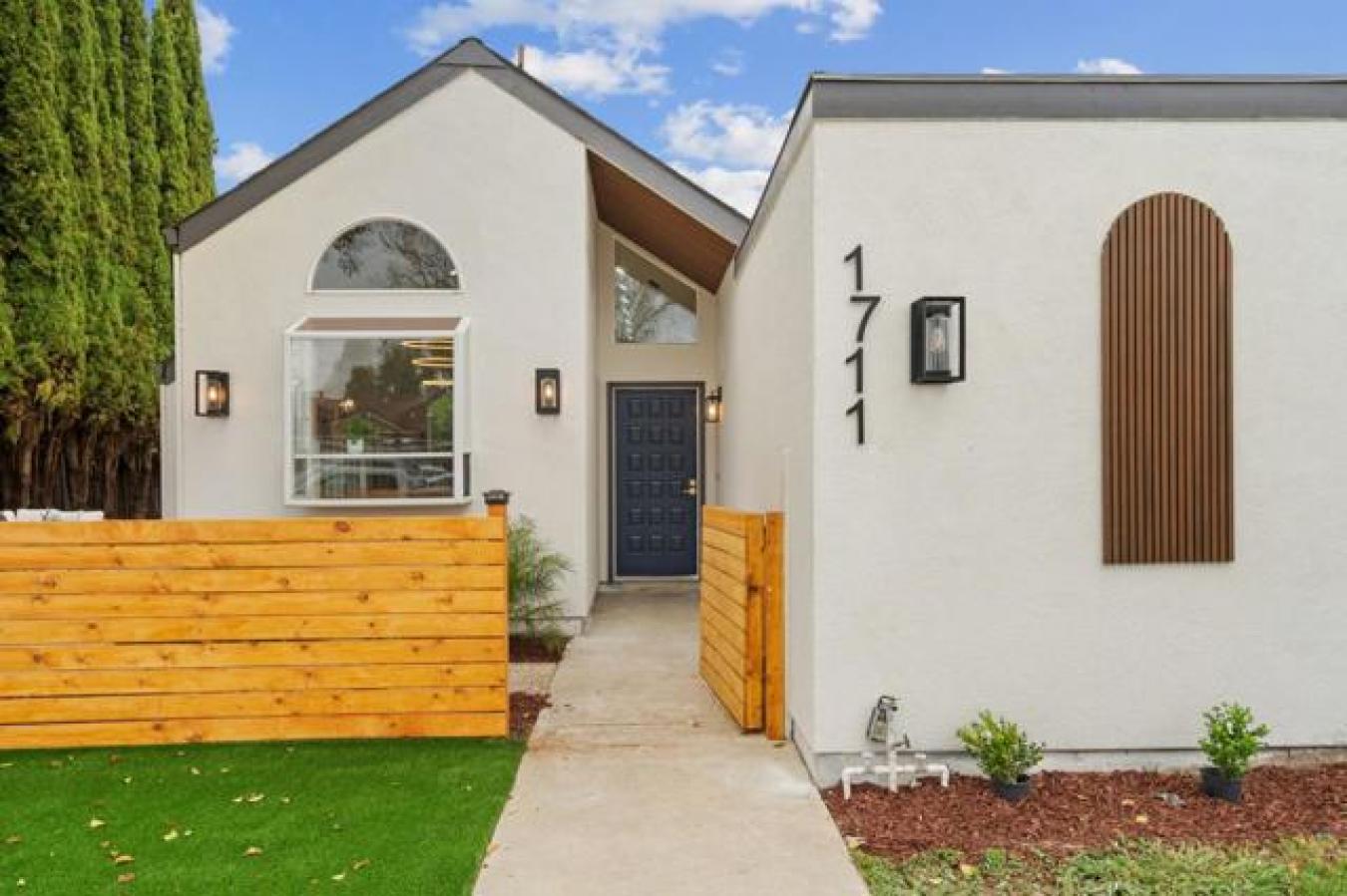 San Jose, California, 95121, United States, 3 Bedrooms Bedrooms, ,2 BathroomsBathrooms,Residential,For Sale,1780099