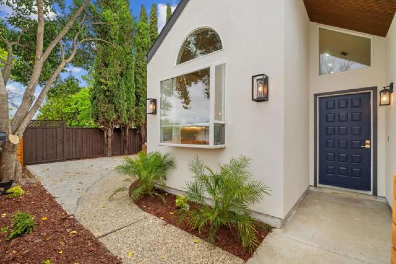 San Jose, California, 95121, United States, 3 Bedrooms Bedrooms, ,2 BathroomsBathrooms,Residential,For Sale,1780099