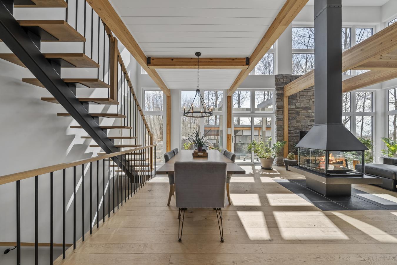 Sainte-Cécile-De-Milton, QC, J0E 2C0, Canada, 3 Bedrooms Bedrooms, ,2 BathroomsBathrooms,Residential,For Sale,1780082
