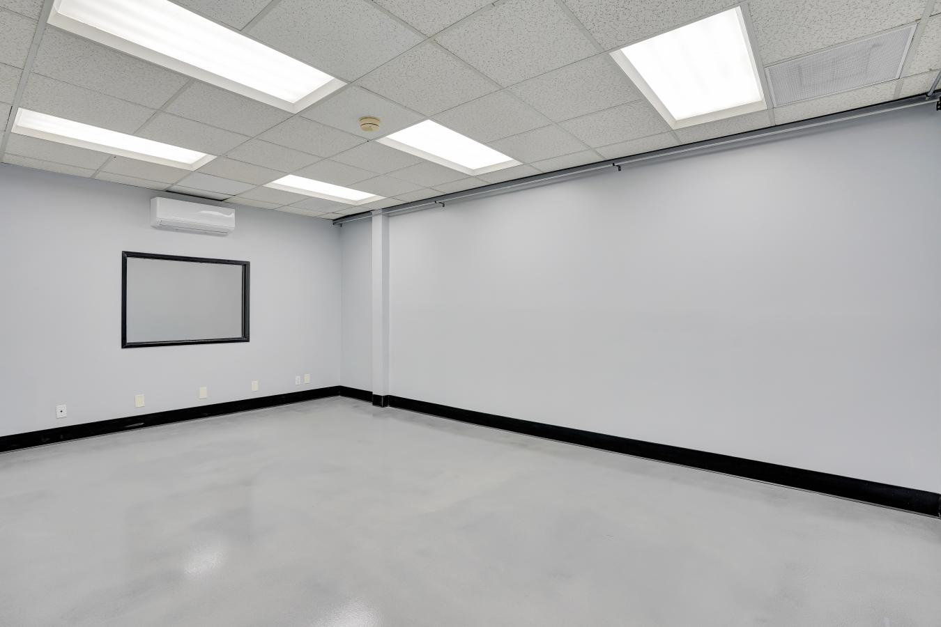 Newport Beach, California, 92660, United States, ,5 BathroomsBathrooms,Residential,For Sale,1780080