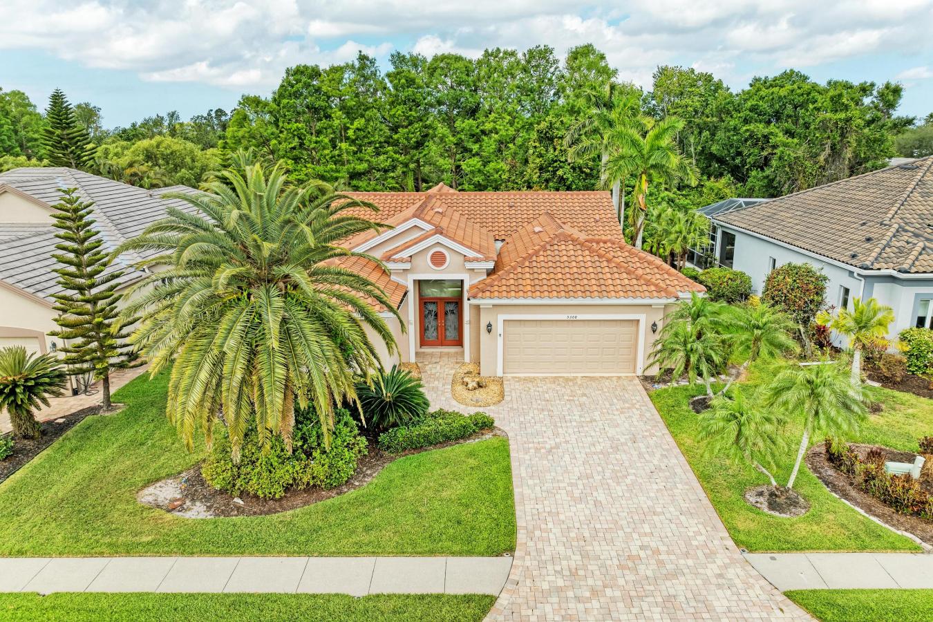 Bradenton, Florida, 34211, United States, 2 Bedrooms Bedrooms, ,2 BathroomsBathrooms,Residential,For Sale,1780079