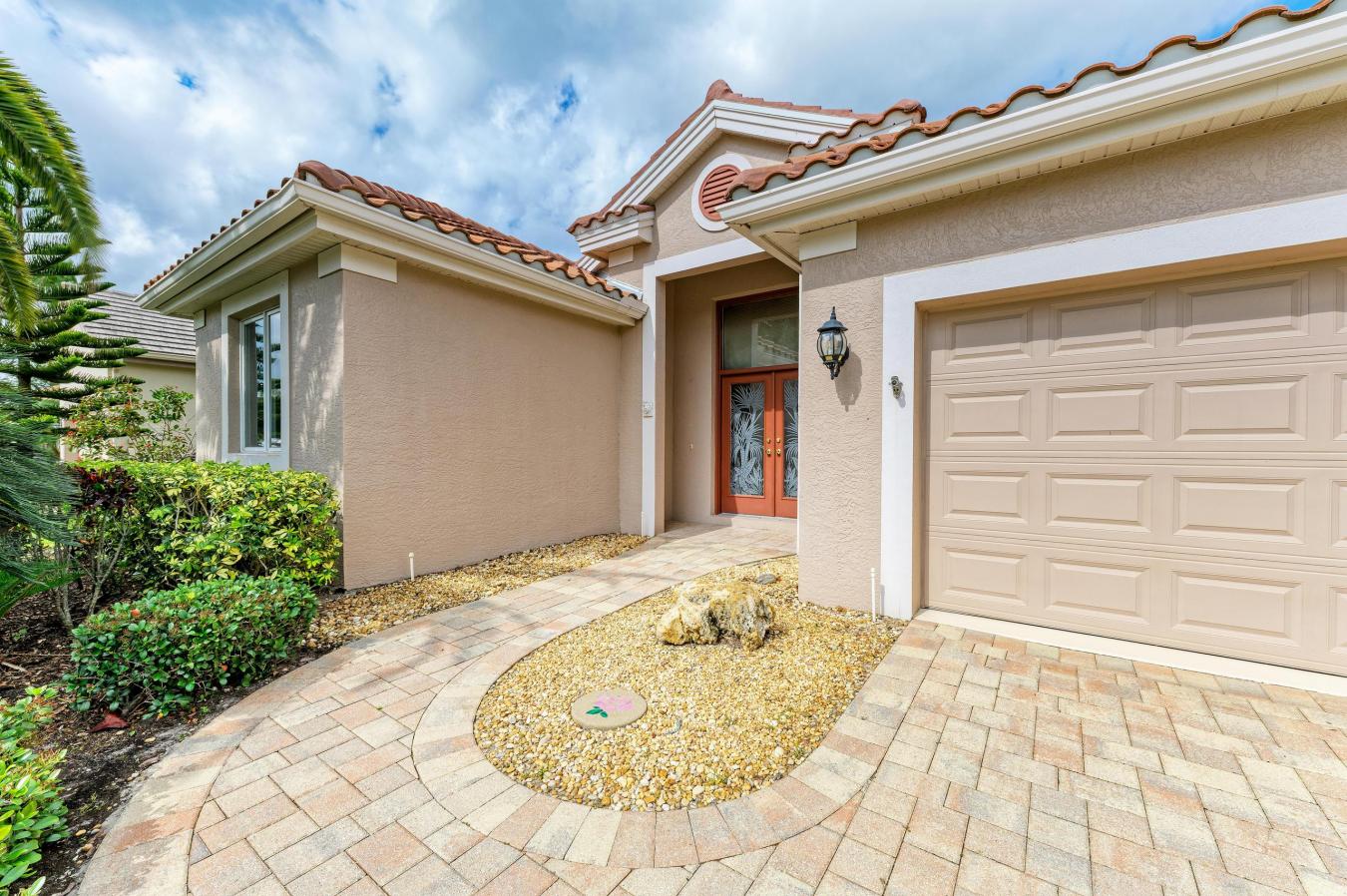 Bradenton, Florida, 34211, United States, 2 Bedrooms Bedrooms, ,2 BathroomsBathrooms,Residential,For Sale,1780079