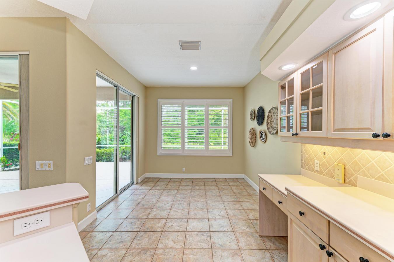 Bradenton, Florida, 34211, United States, 2 Bedrooms Bedrooms, ,2 BathroomsBathrooms,Residential,For Sale,1780079