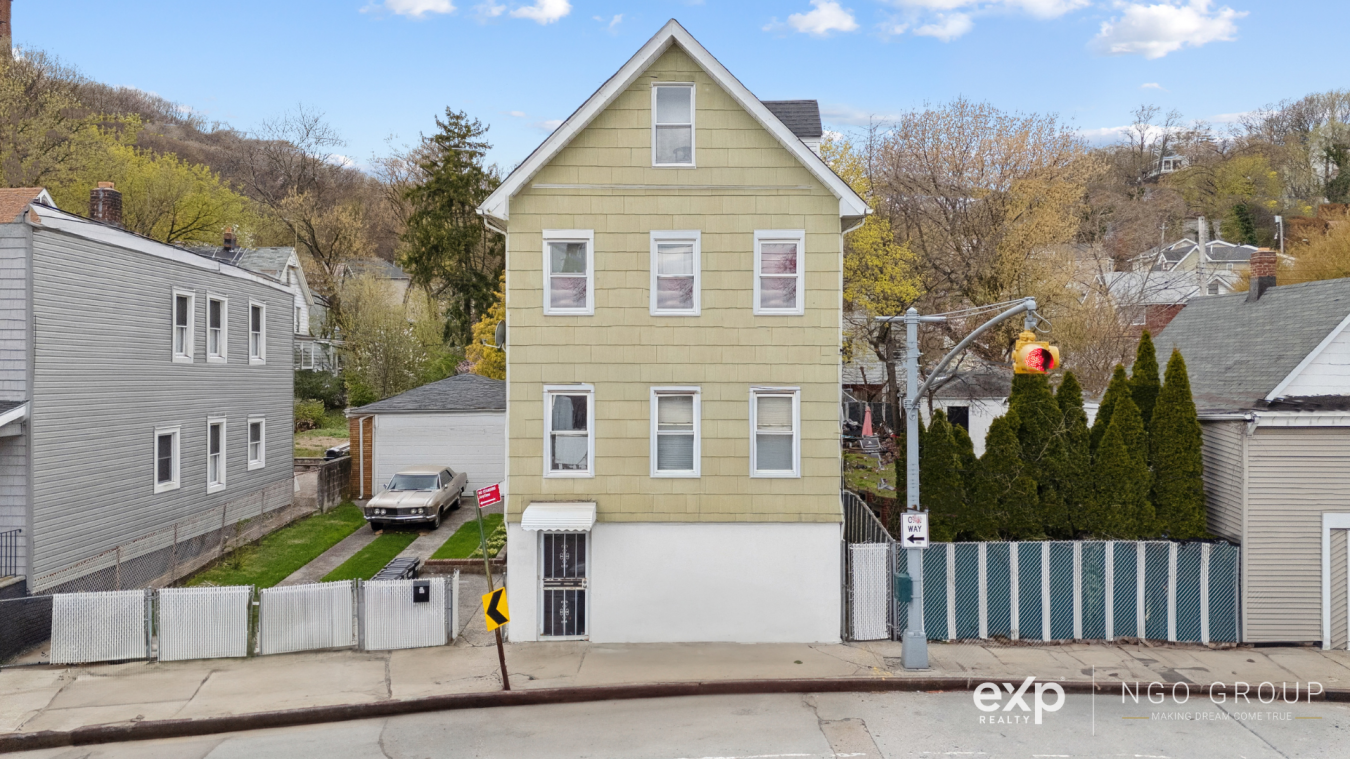 Staten Island, New York, 10304, United States, 6 Bedrooms Bedrooms, ,-12 BathroomBathrooms,Residential,For Sale,1780063