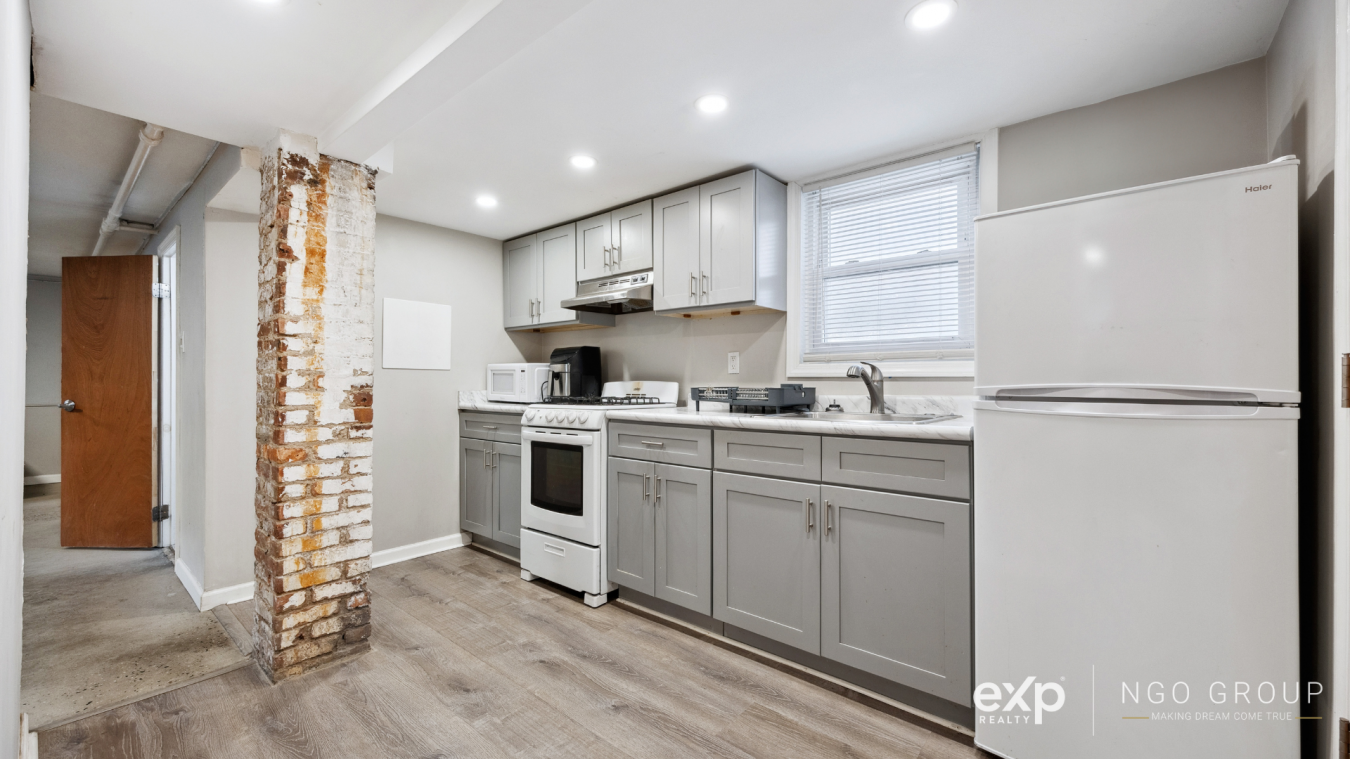 Staten Island, New York, 10304, United States, 6 Bedrooms Bedrooms, ,-12 BathroomBathrooms,Residential,For Sale,1780063