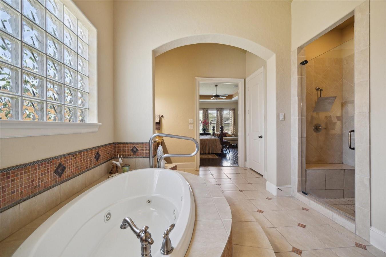 Humble, Texas, 77346, United States, 4 Bedrooms Bedrooms, ,4 BathroomsBathrooms,Residential,For Sale,1780062