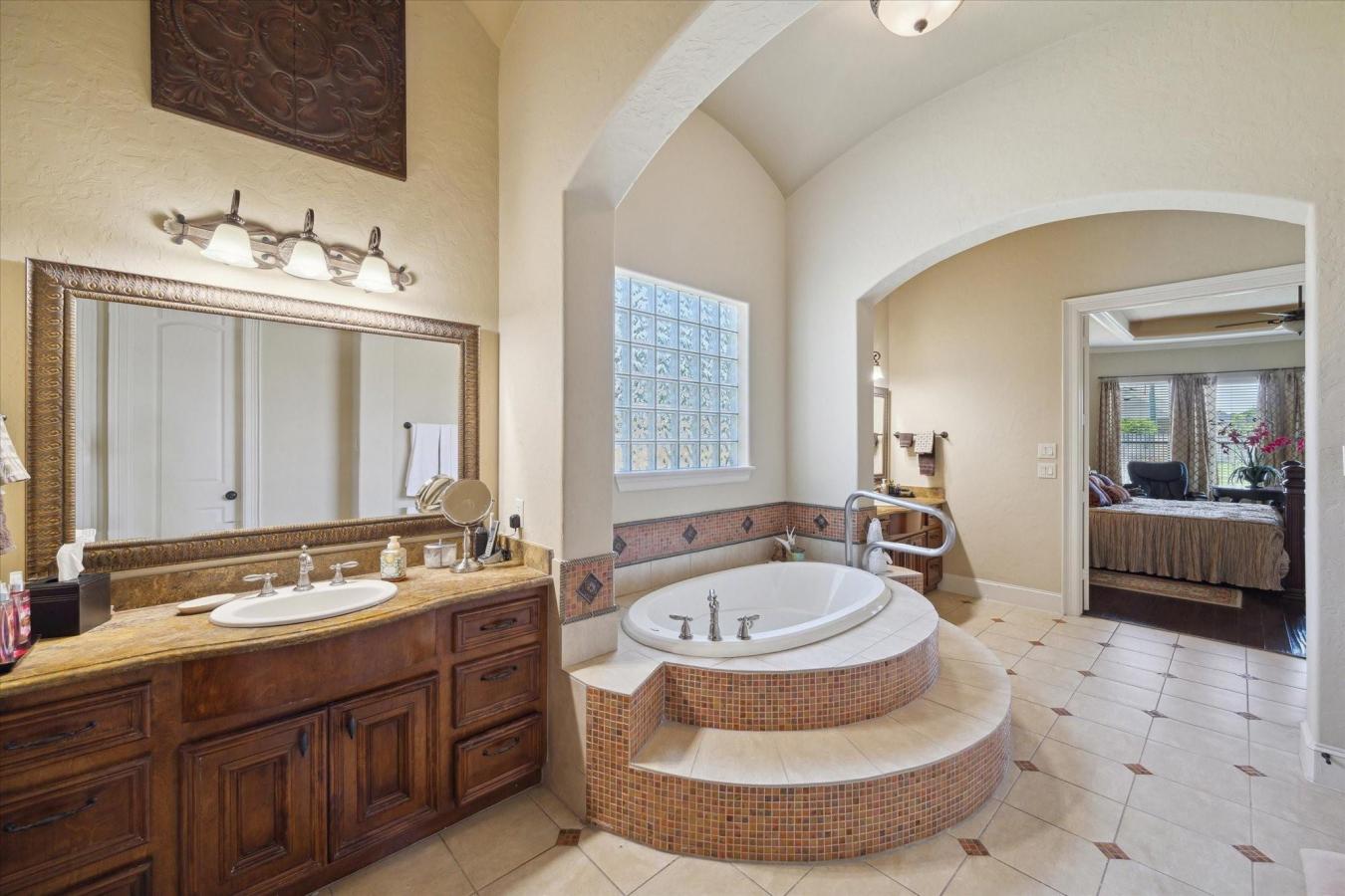 Humble, Texas, 77346, United States, 4 Bedrooms Bedrooms, ,4 BathroomsBathrooms,Residential,For Sale,1780062