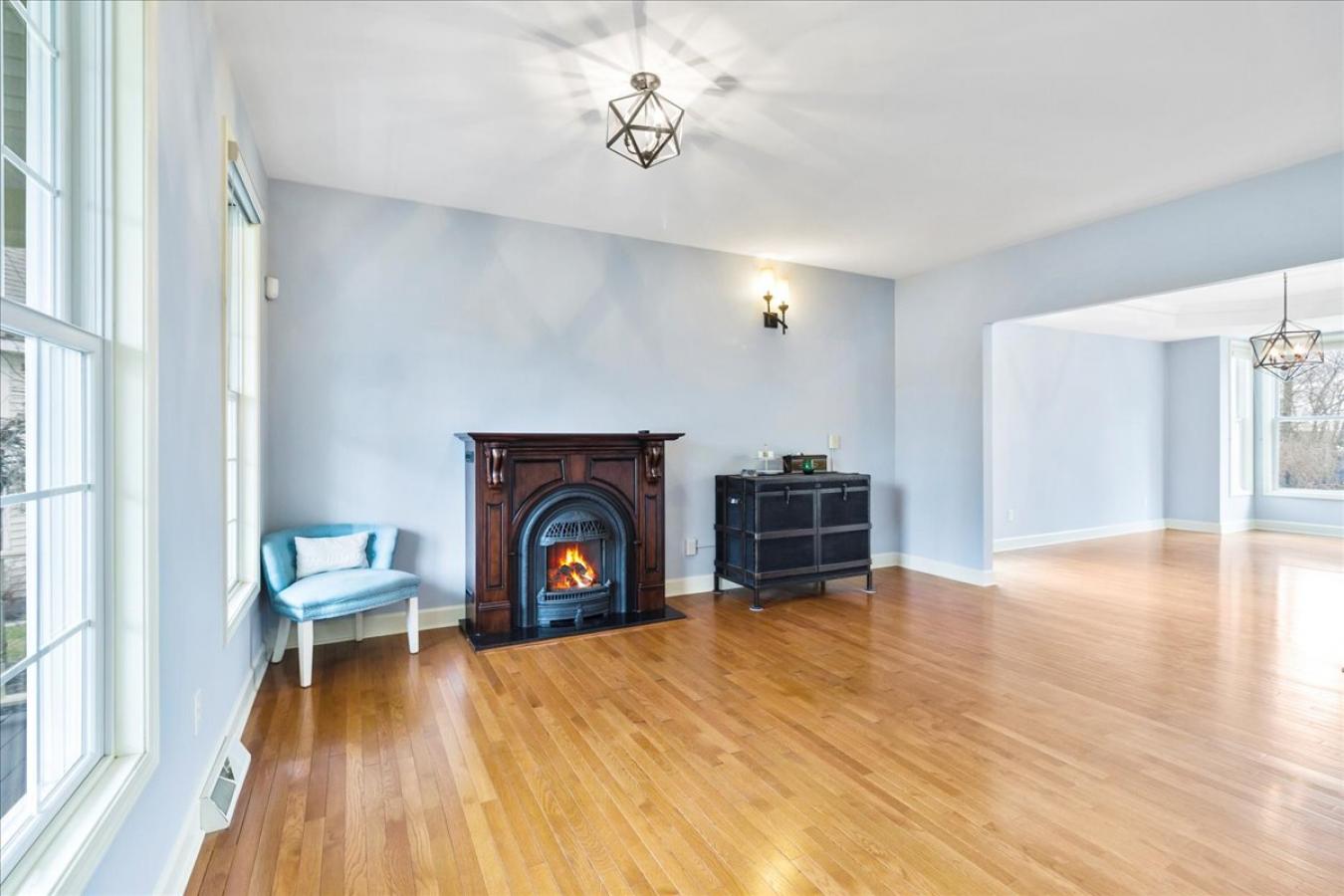 Saratoga Springs, New York, 12866, United States, 4 Bedrooms Bedrooms, ,3 BathroomsBathrooms,Residential,For Sale,1780061