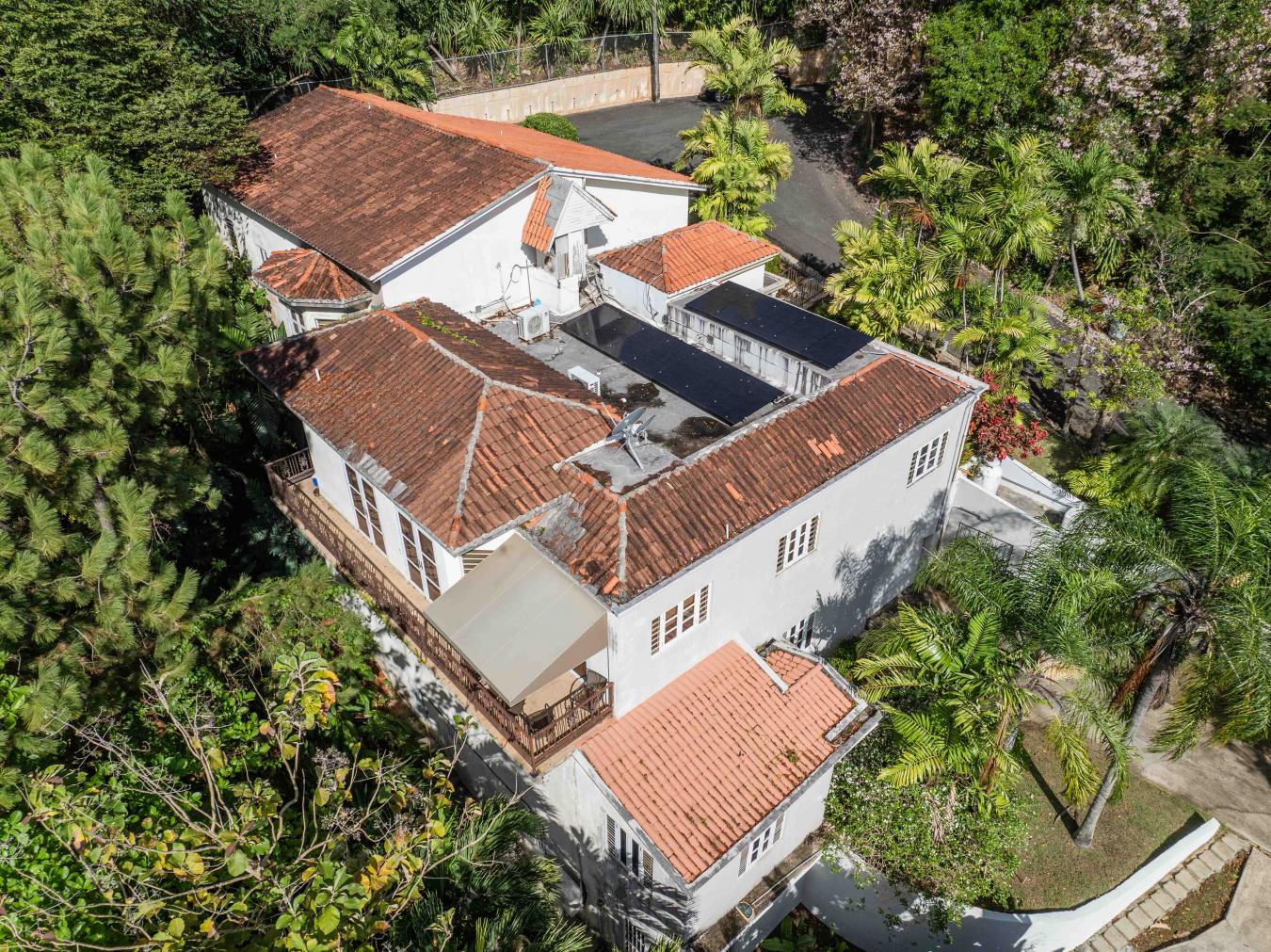 Guaynabo, Puerto Rico, 6 Bedrooms Bedrooms, ,5 BathroomsBathrooms,Residential,For Sale,1780058